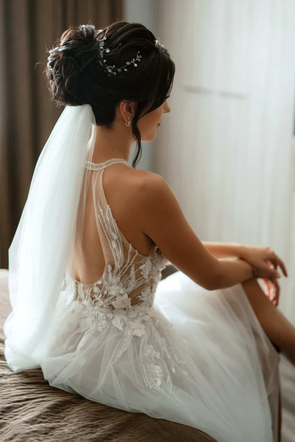 Comment créer une mare naturelle favorable à la biodiversité dans un jardin de taille moyenne ?